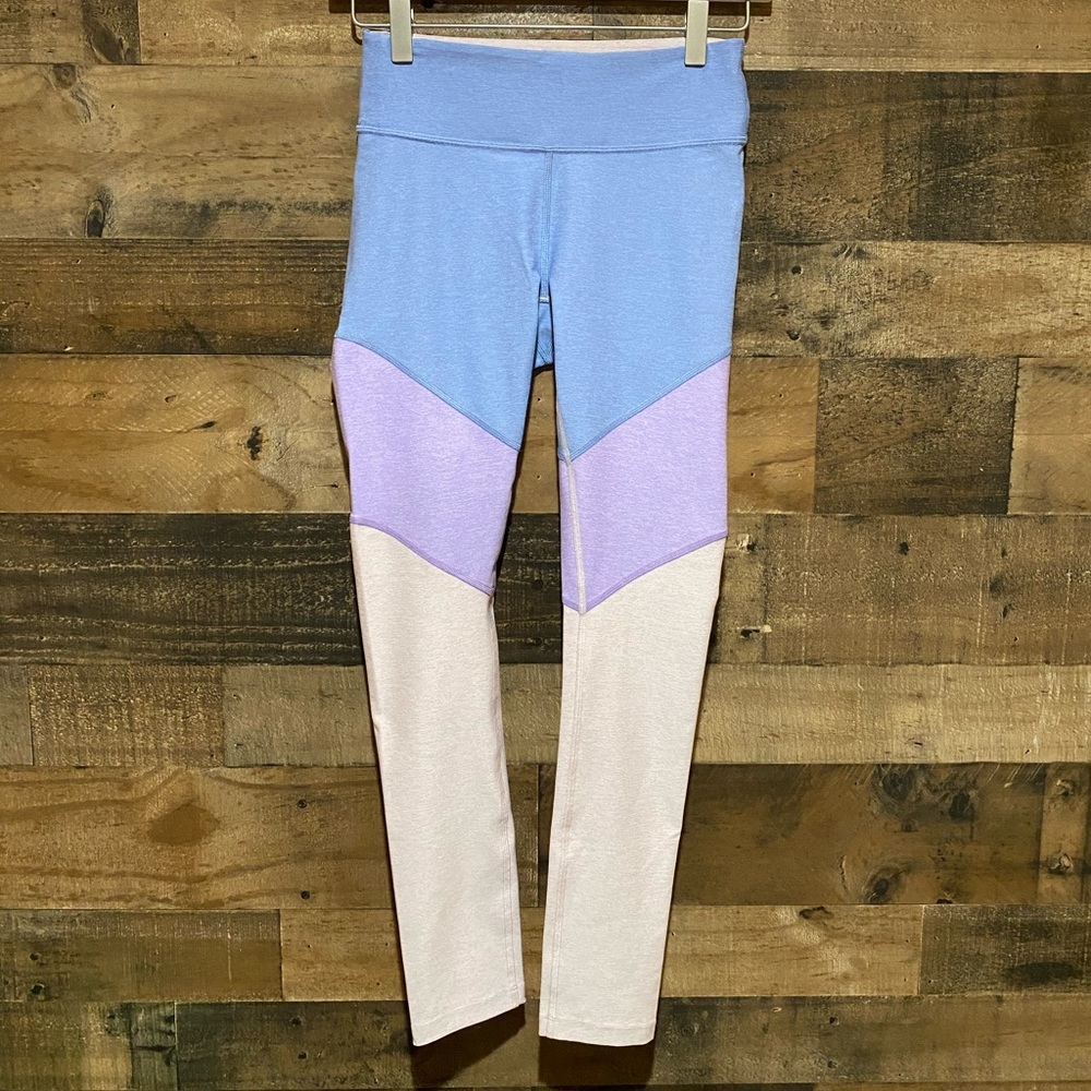 Outdoor Voices XS NWT $95 Leggings